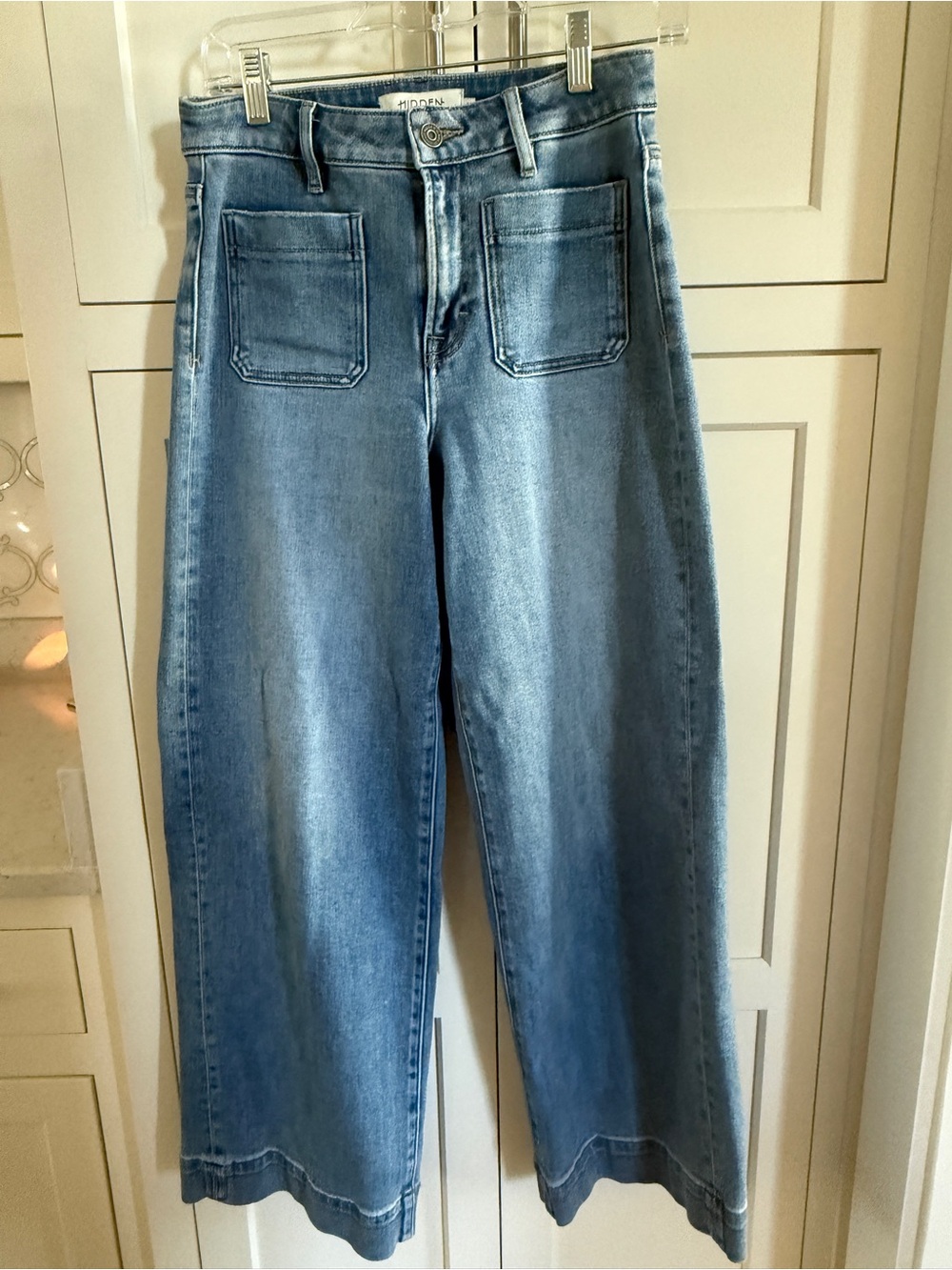 High-Rise Light Blue Wide-Leg Jeans with Front Patch Pockets